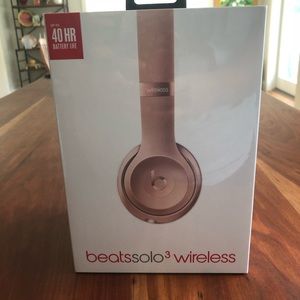 Beats solo 3 wireless headphones